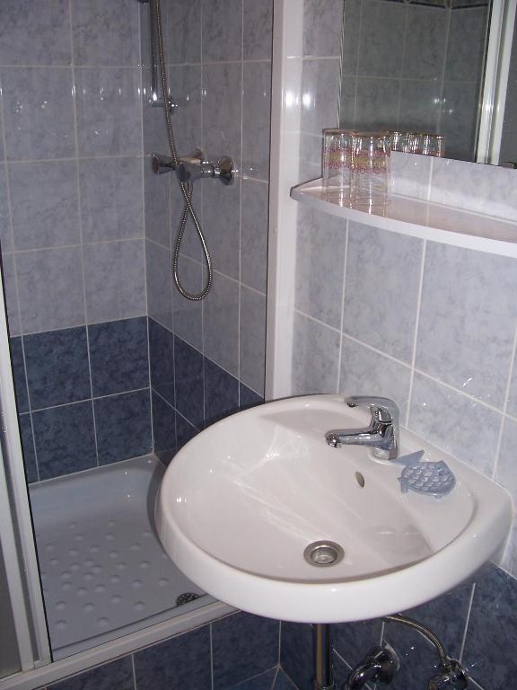 Penzion Haus Regrus Jáchymov Kamer foto