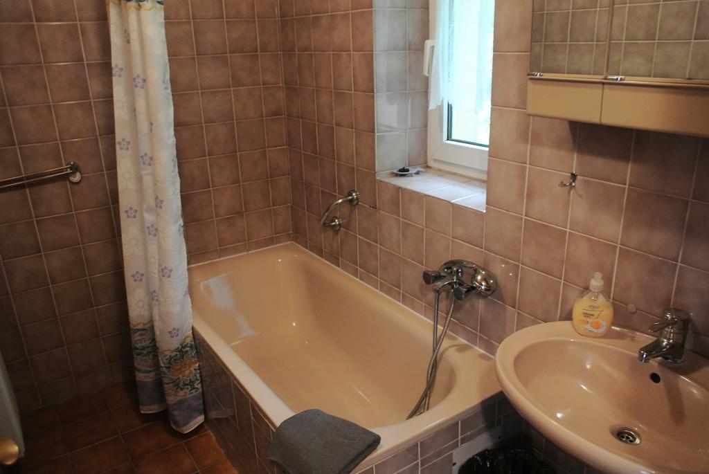 Penzion Haus Regrus Jáchymov Buitenkant foto